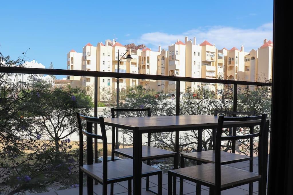Oasis In Estepona With Parking 5Min From The Beach 外观 照片
